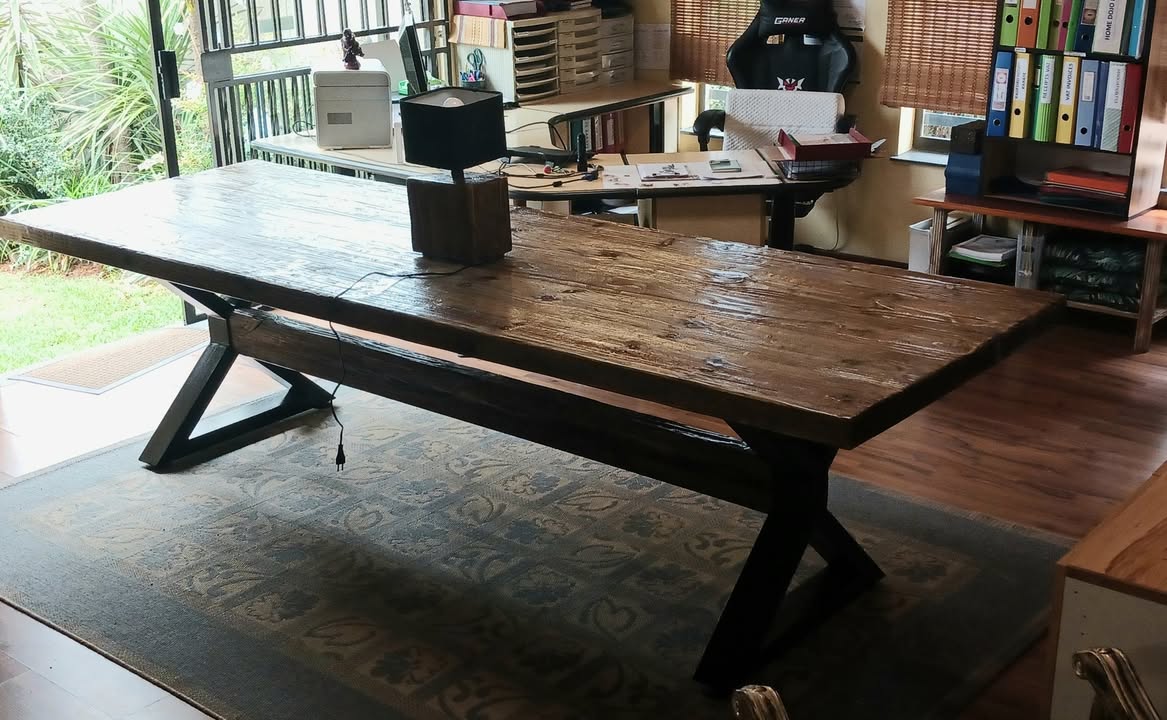 3m Solid Wood Table